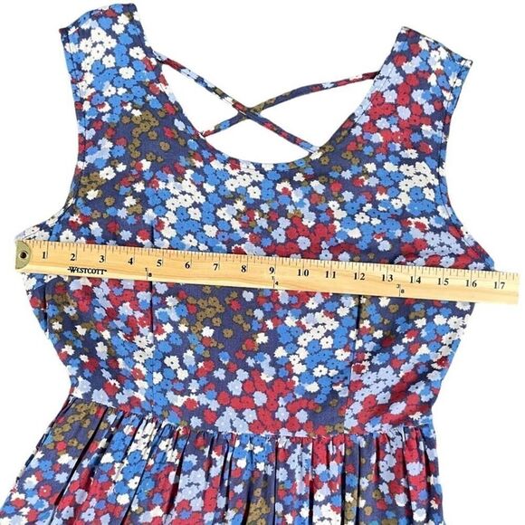 Forever 21 Blue, Red, and White Floral Sleeveless Lightweight Summer Dress Sz M - Picture 8 of 14